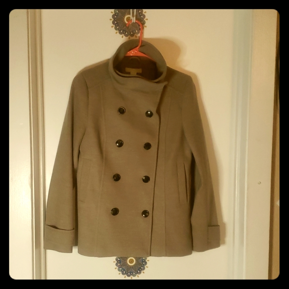 Tan Pea Coat!! SUPER WARM, CUTE & GREAT CONDITION!